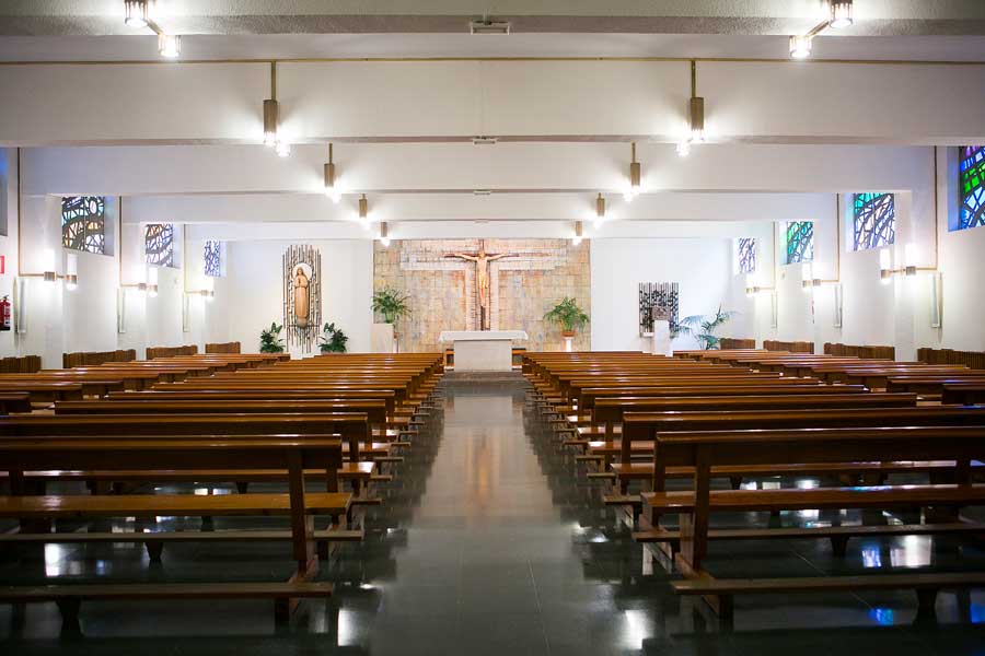 Instalaciones - Iglesia Colegio Mater